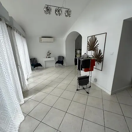 Holiday home Passion Domaine De Guillemin Saint-Louis-de-Montferrand